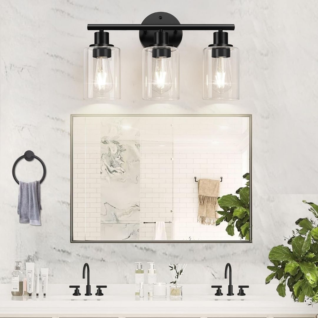 Gabriel – Moderne 3-punkts vegglampe med sylindriske glasskjermer